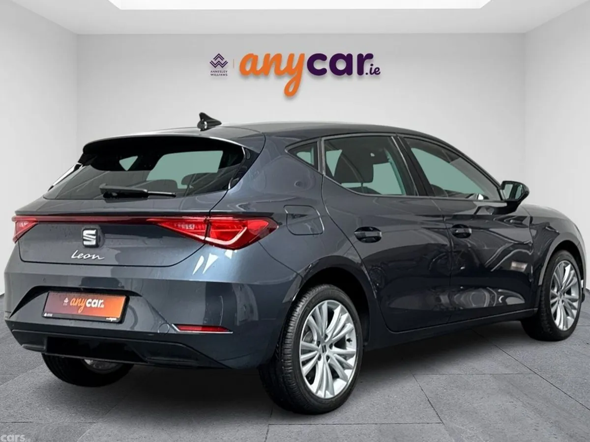 SEAT Leon Estate, Petrol, 2021, Grey