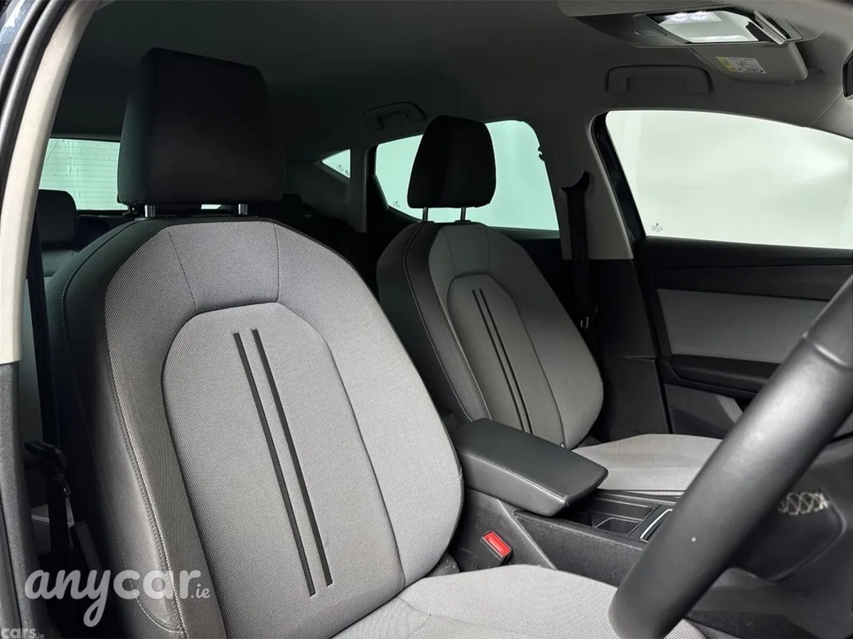 SEAT Leon Estate, Petrol, 2021, Grey