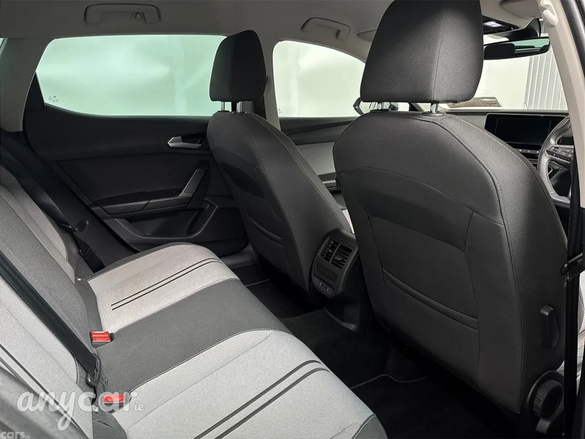 SEAT Leon Estate, Petrol, 2021, Grey