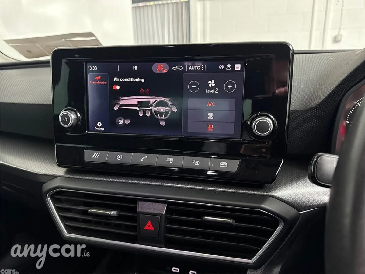 SEAT Leon Estate, Petrol, 2021, Grey
