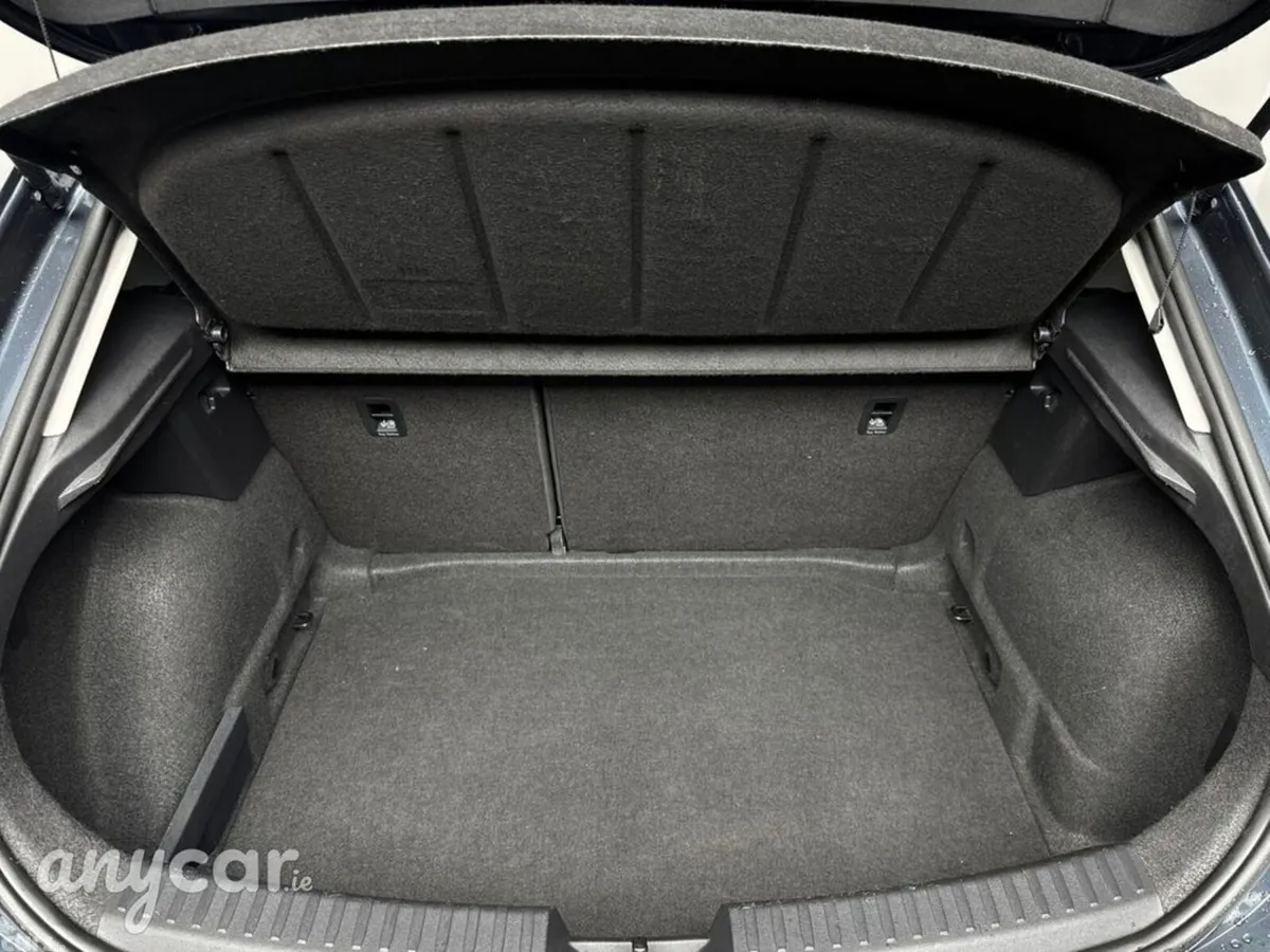 SEAT Leon Estate, Petrol, 2021, Grey