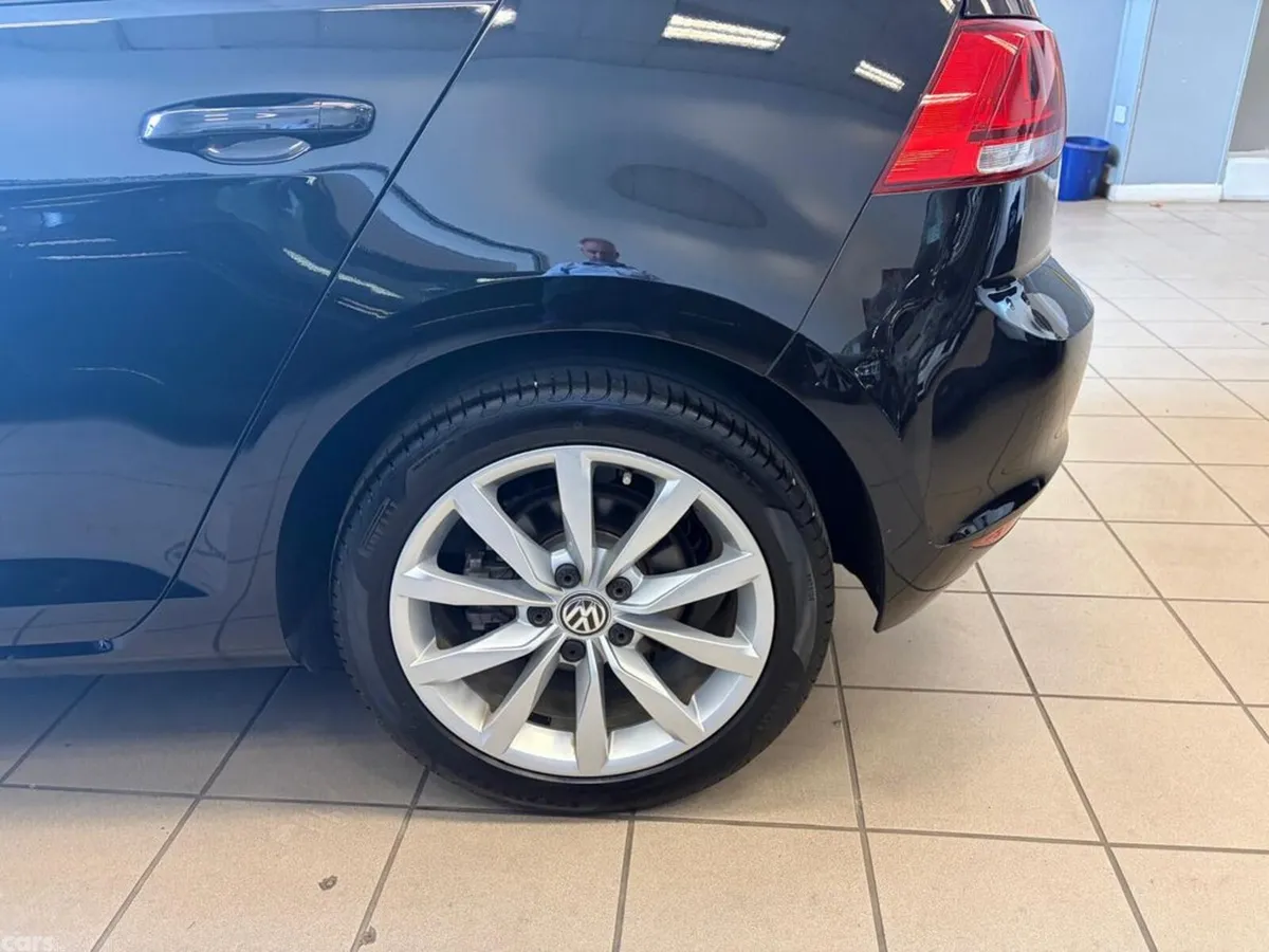 Volkswagen Golf Hatchback, Petrol, 2016, Black