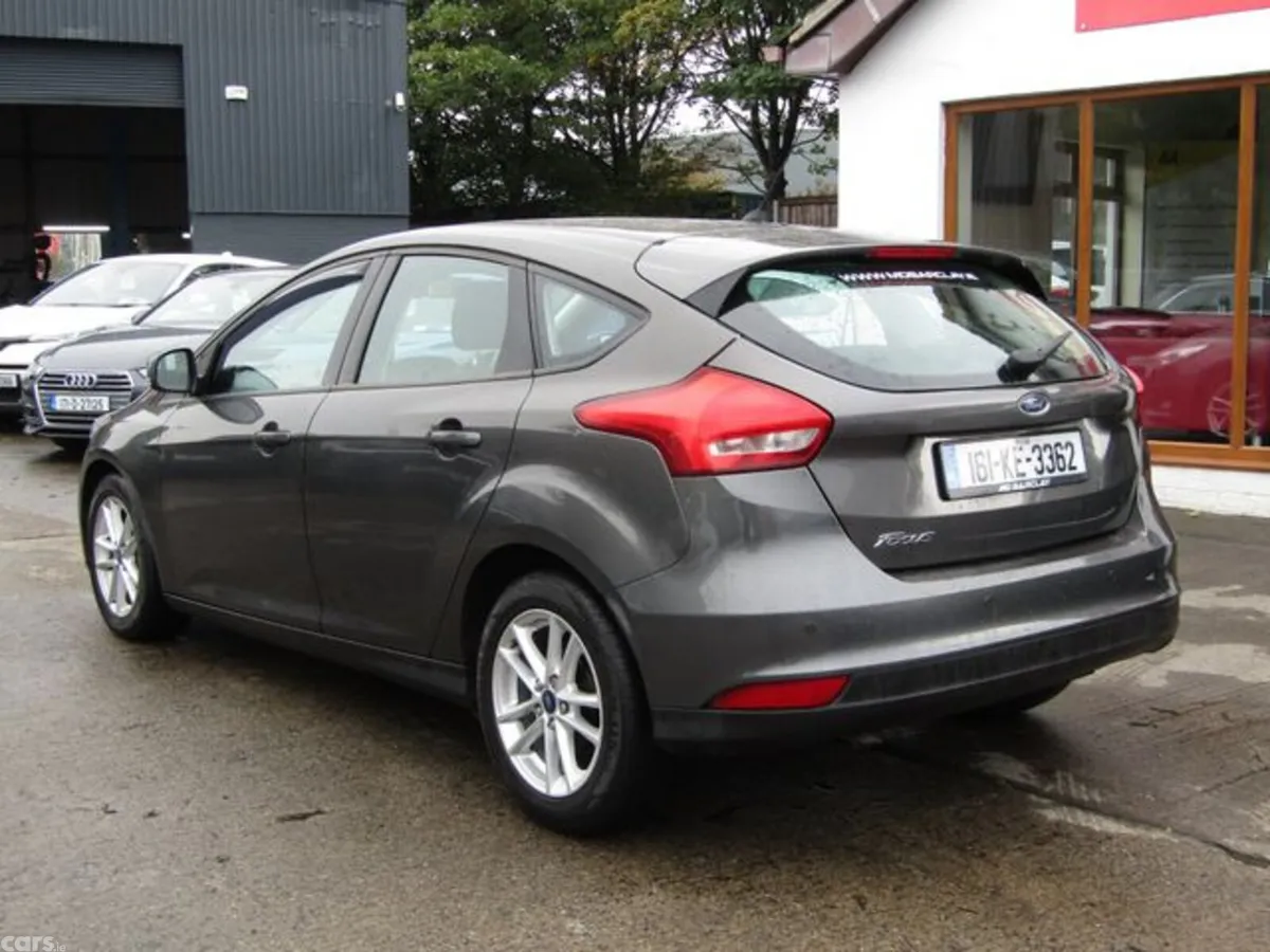 Ford Focus Hatchback, Diesel, 2016, Grey