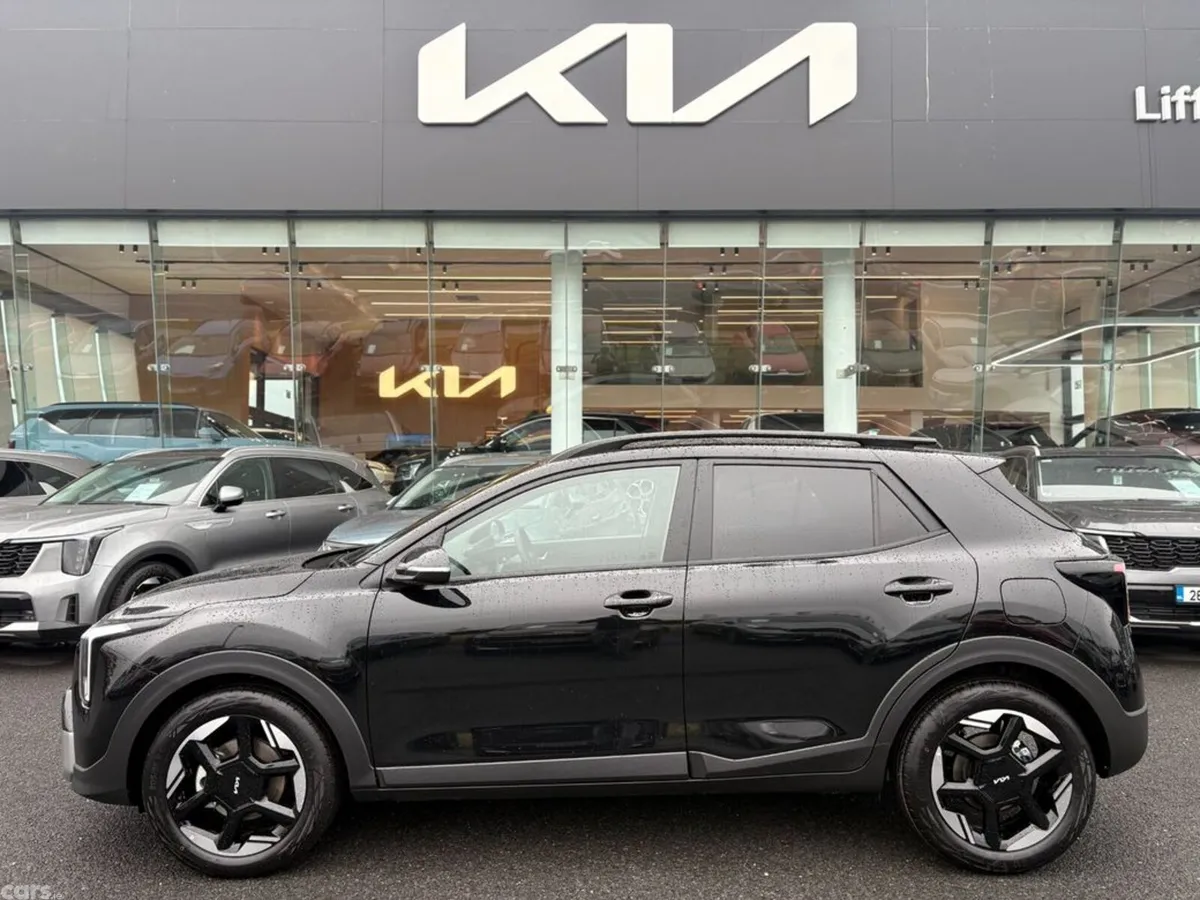 Kia Stonic Hatchback, Petrol, 2027, Black