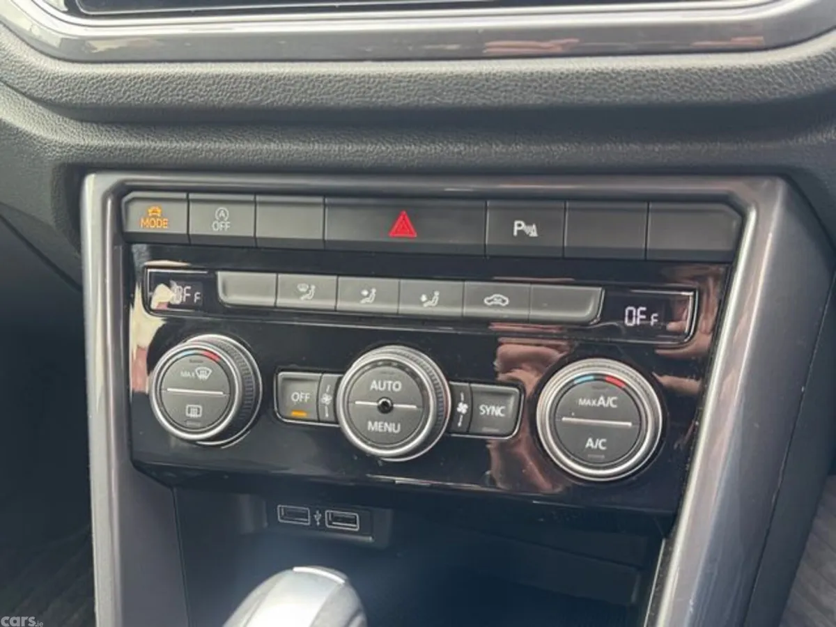 Volkswagen T-Roc Estate, Diesel, 2020, Grey