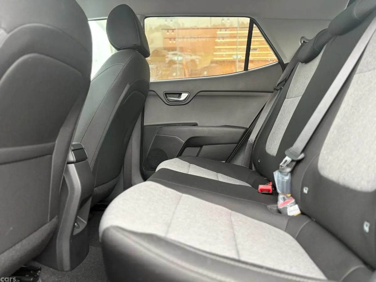 Kia Stonic Hatchback, Petrol, 2027, Black