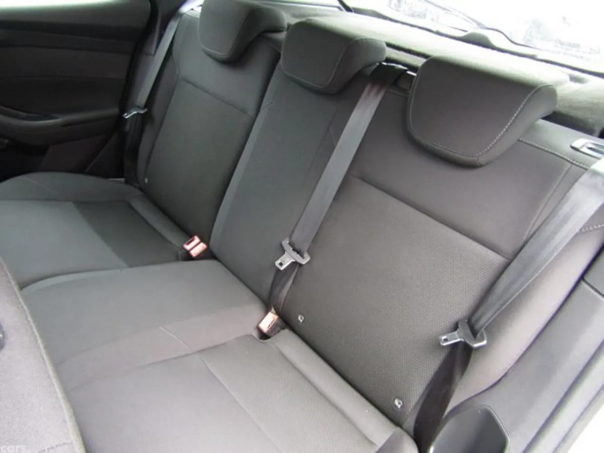 Ford Focus Hatchback, Diesel, 2016, Grey