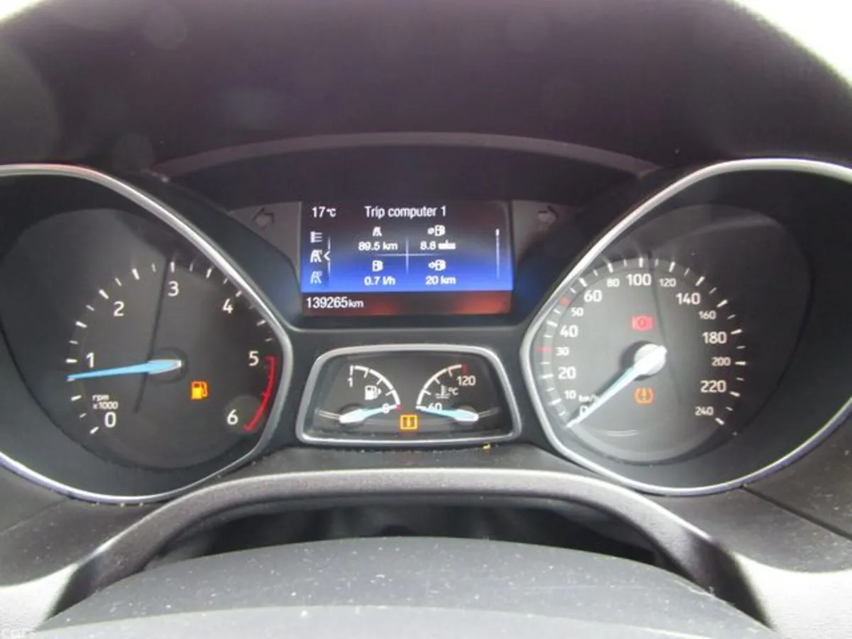 Ford Focus Hatchback, Diesel, 2016, Grey