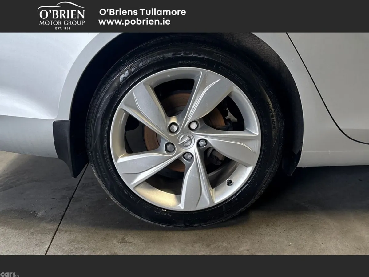 Opel Insignia Hatchback, Diesel, 2022, Grey