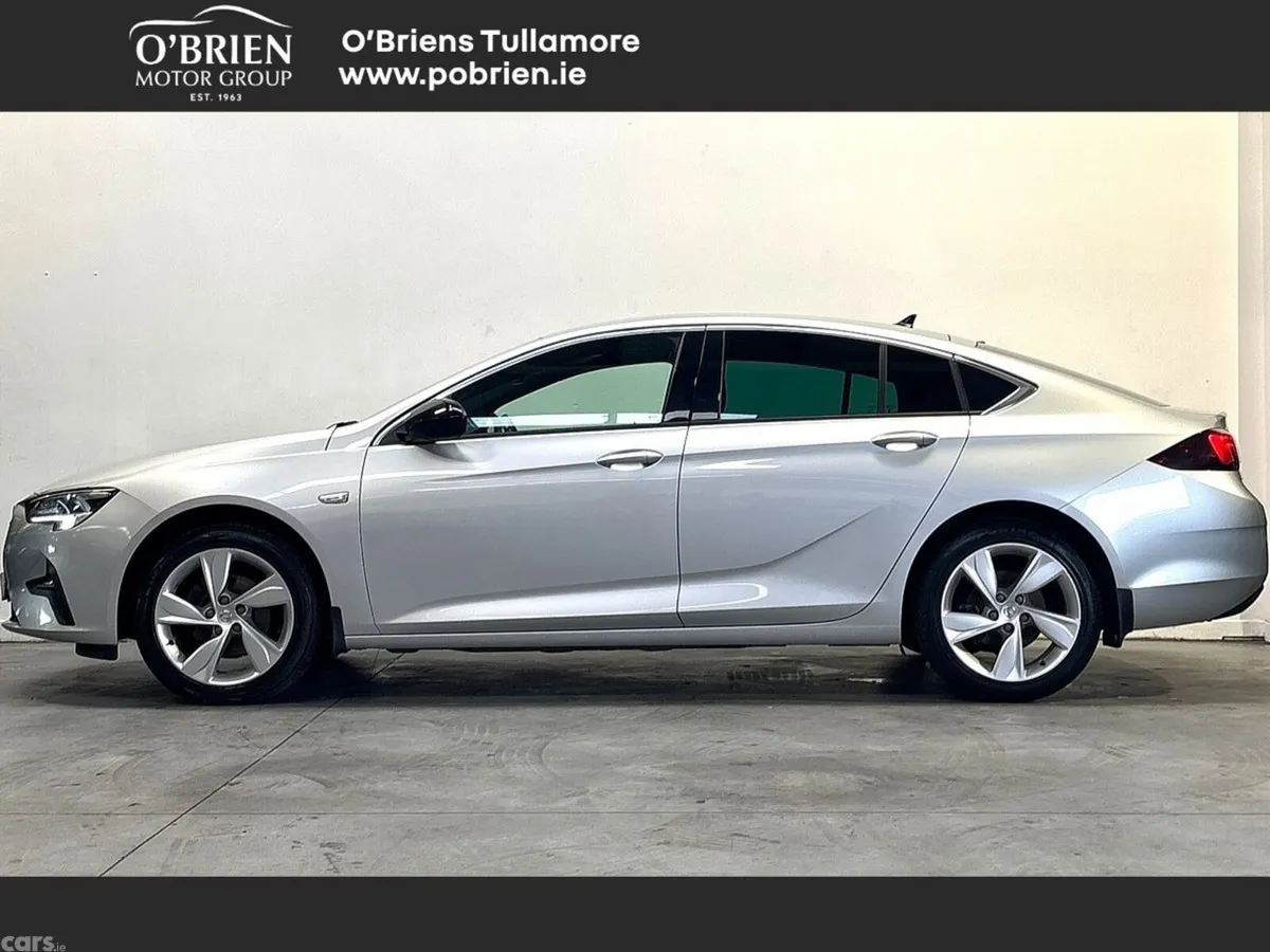 Opel Insignia Hatchback, Diesel, 2022, Grey