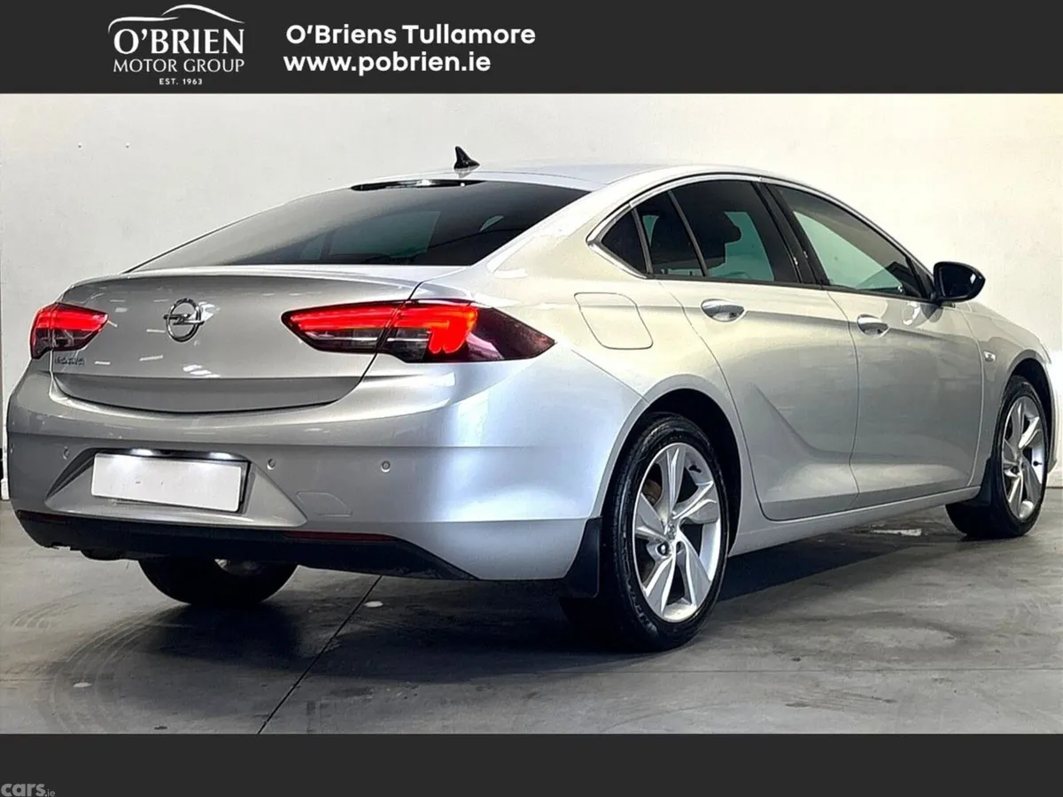 Opel Insignia Hatchback, Diesel, 2022, Grey