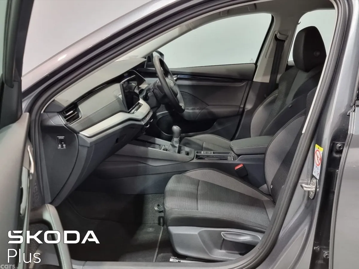 Skoda Octavia Estate, Diesel, 2026, Grey