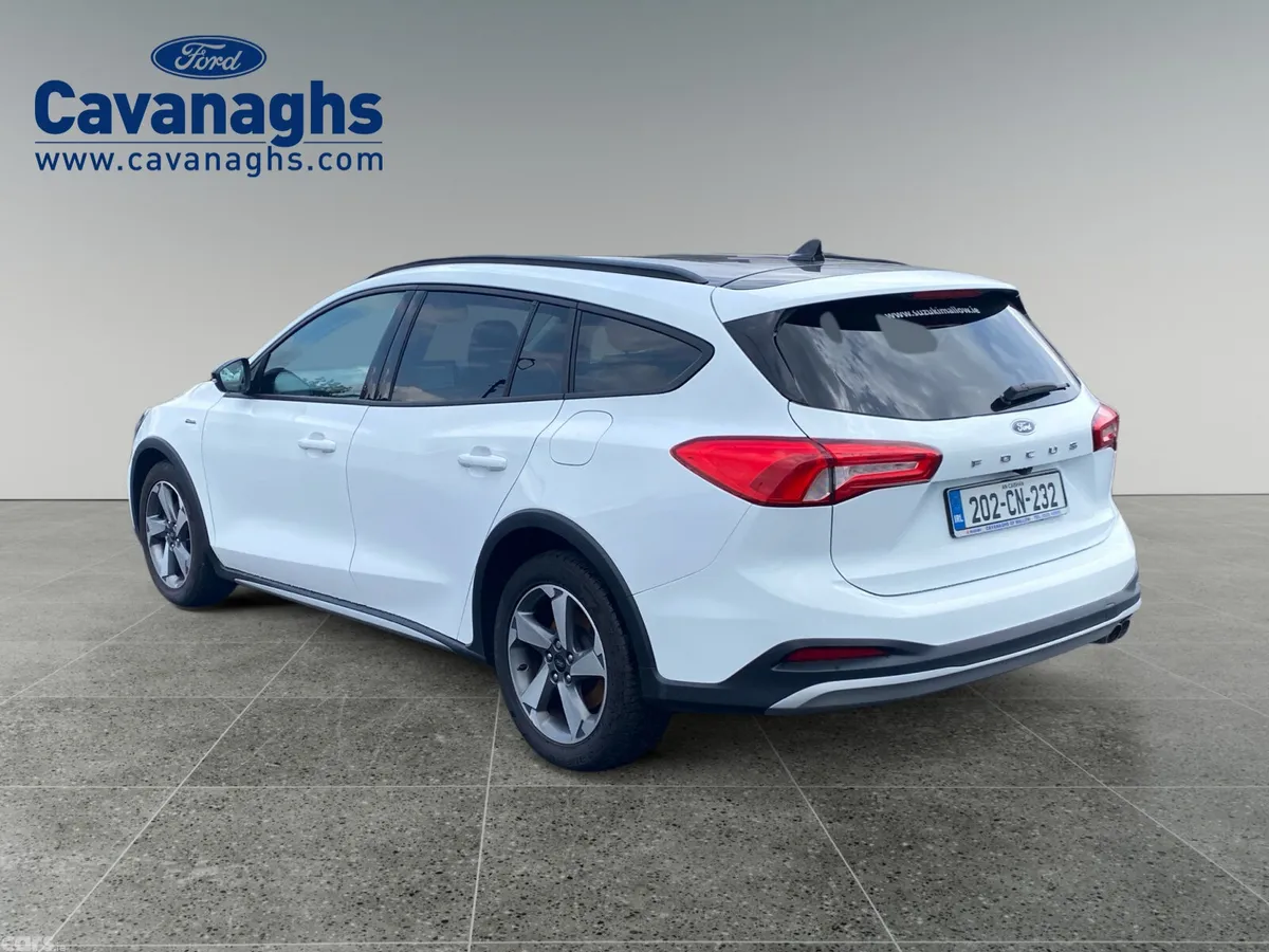 Ford Focus Estate, Petrol, 2020, White
