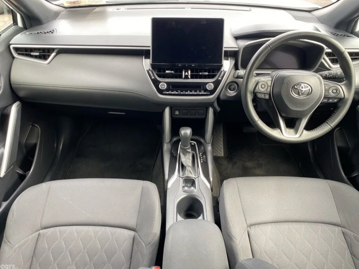 Toyota Corolla Cross SUV, Petrol Hybrid, 2023, White