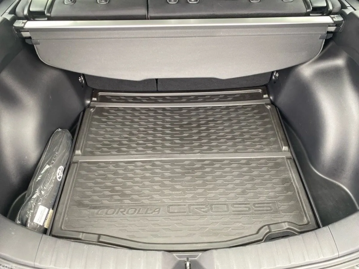 Toyota Corolla Cross SUV, Petrol Hybrid, 2023, White