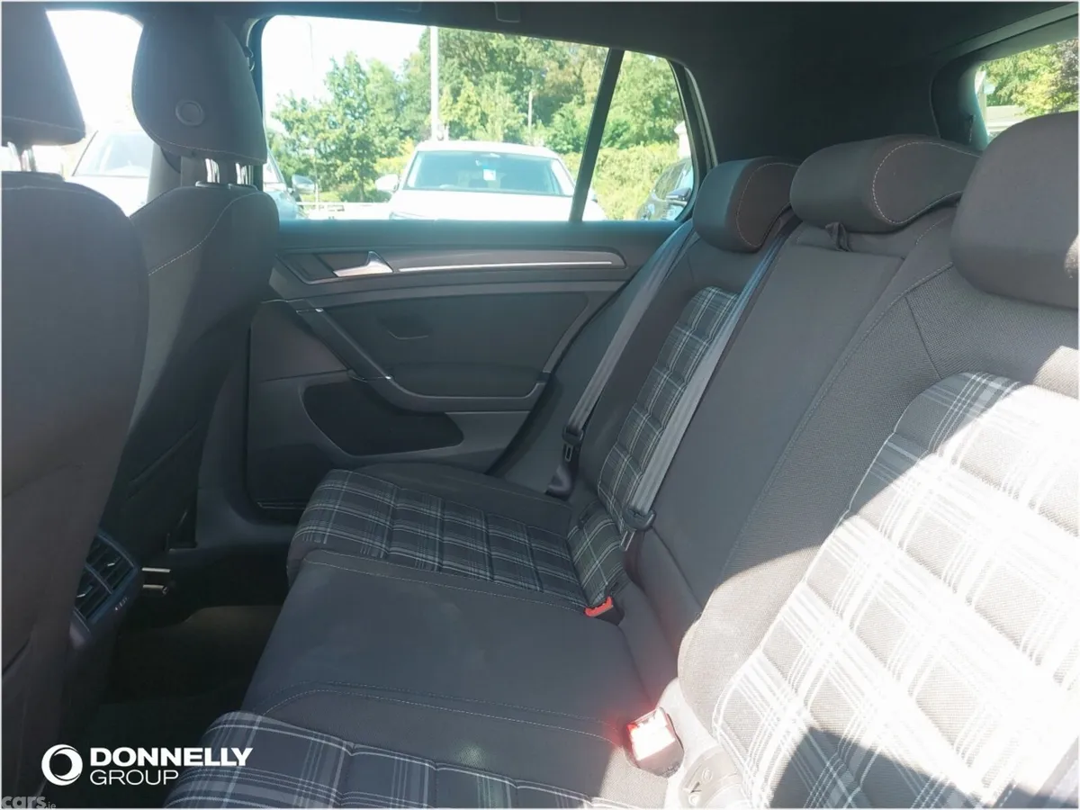 Volkswagen Golf Hatchback, Diesel, 2018, Blue