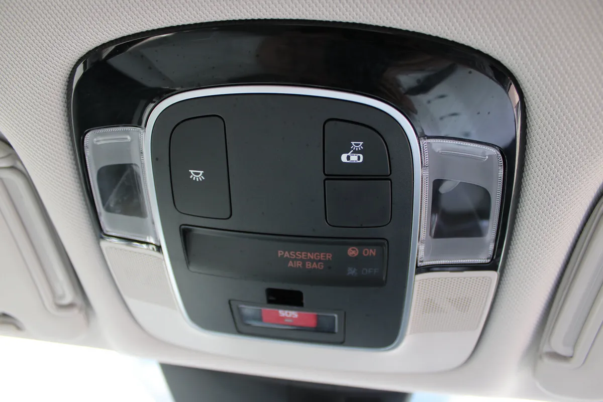 Hyundai Tucson SUV, Petrol Hybrid, 2024, Green