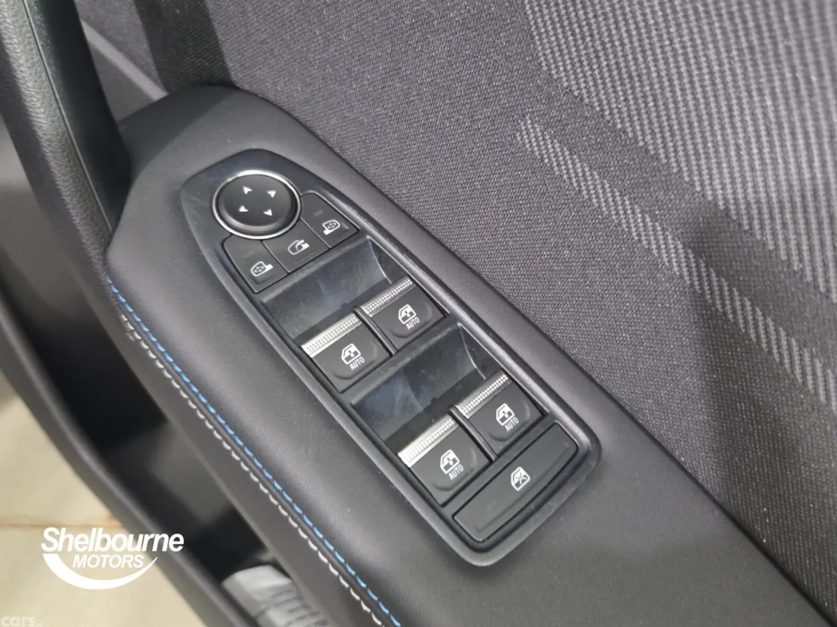 Renault Captur Hatchback, Petrol, 2026, Grey