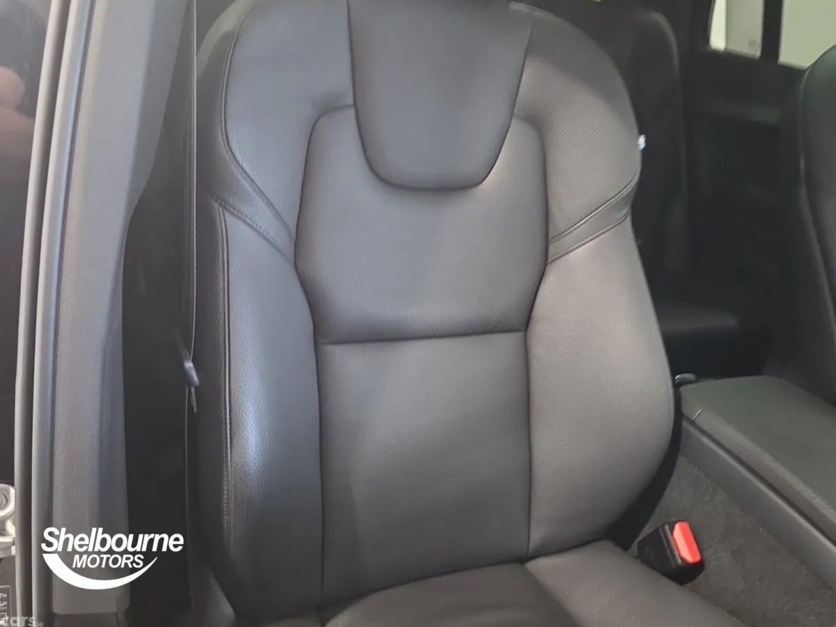 Volvo XC90 Estate, Petrol, 2024, Black