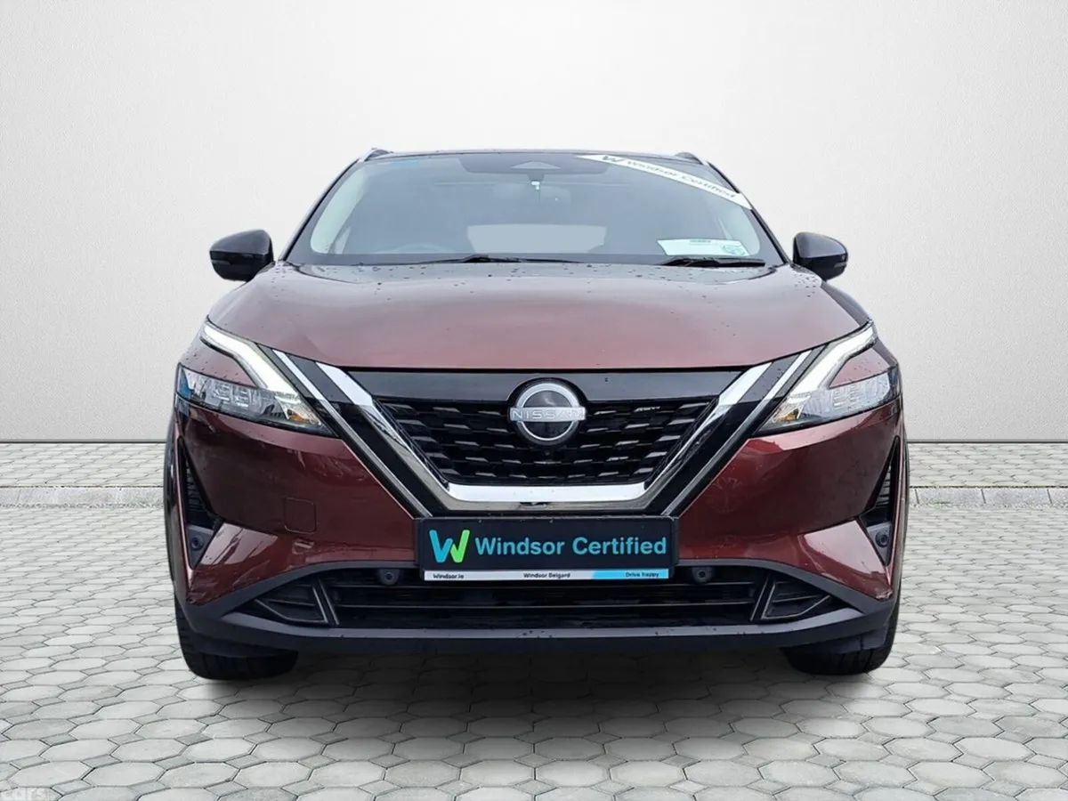 Nissan Qashqai SUV, Petrol Hybrid, 2024, Red