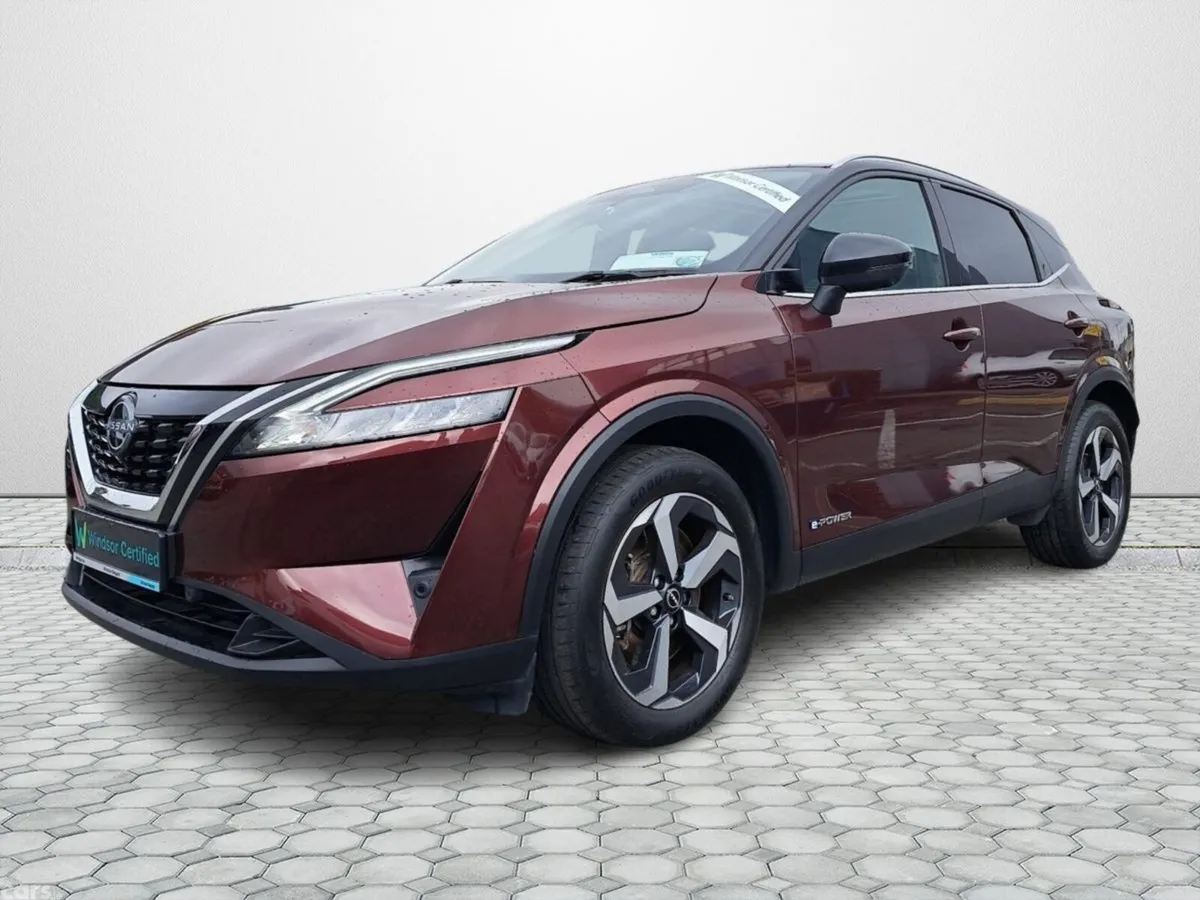 Nissan Qashqai SUV, Petrol Hybrid, 2024, Red