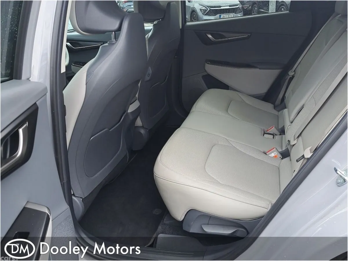 Kia EV6 MPV, Electric, 2026, Grey