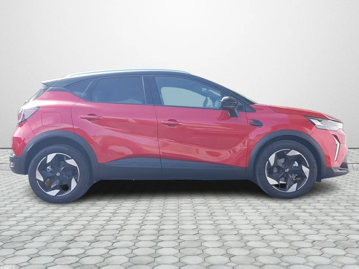 Renault Captur Hatchback, Petrol, 2026, Red