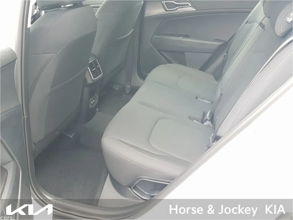 Kia Sportage SUV, Diesel Hybrid, 2026, White