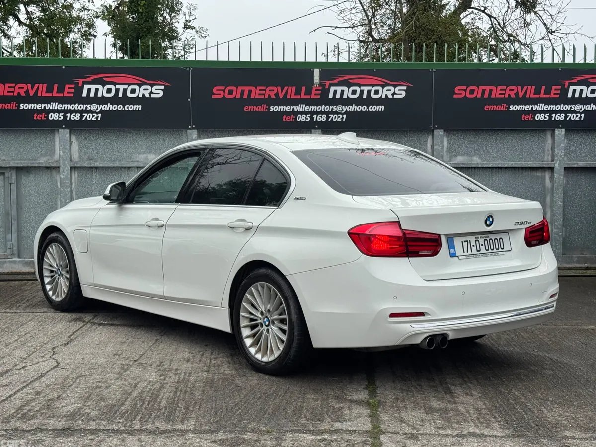 BMW 3-Series Saloon, Petrol Plug-in Hybrid, 2017, White