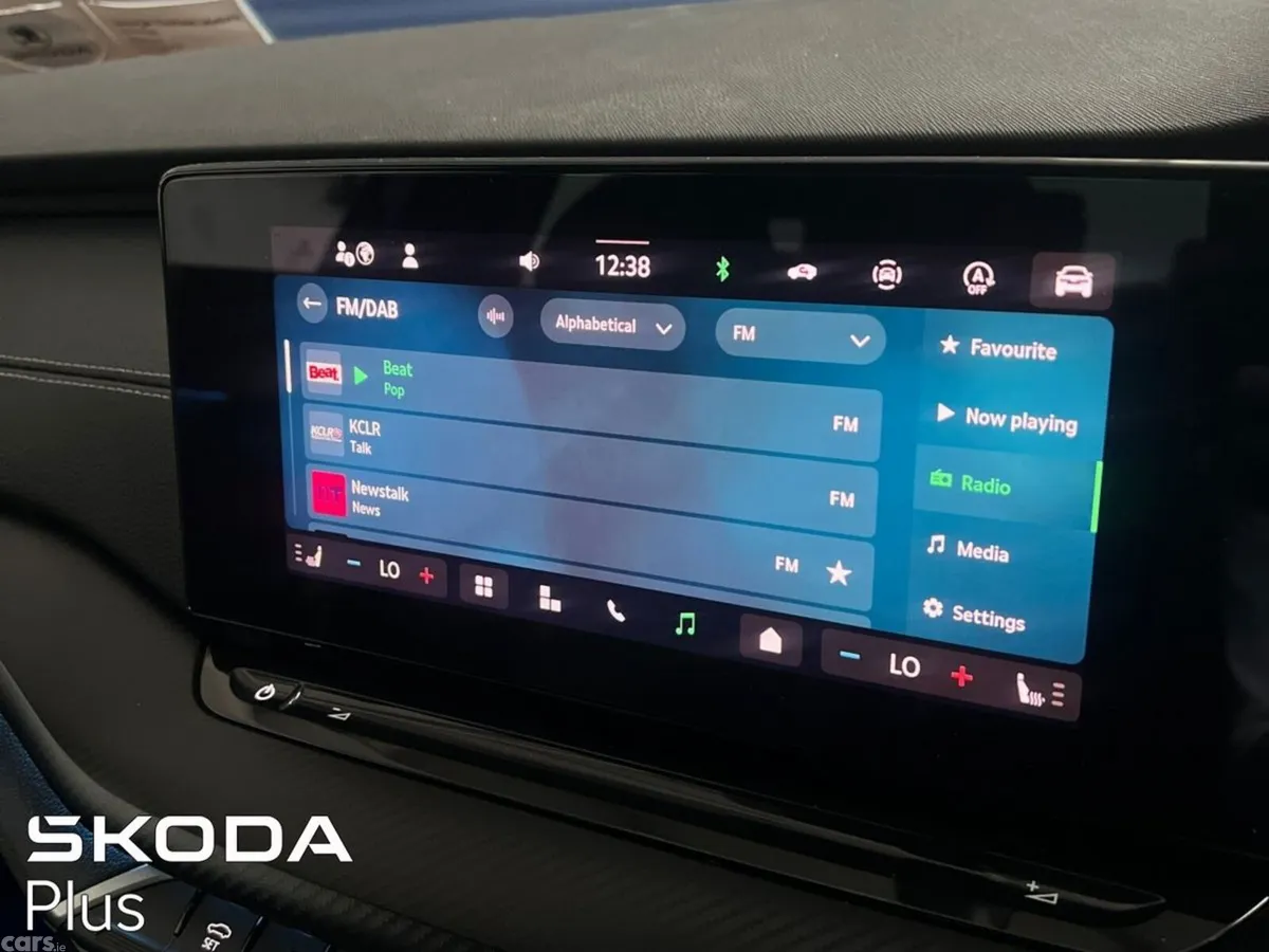 Skoda Octavia Saloon, Diesel, 2026, Black