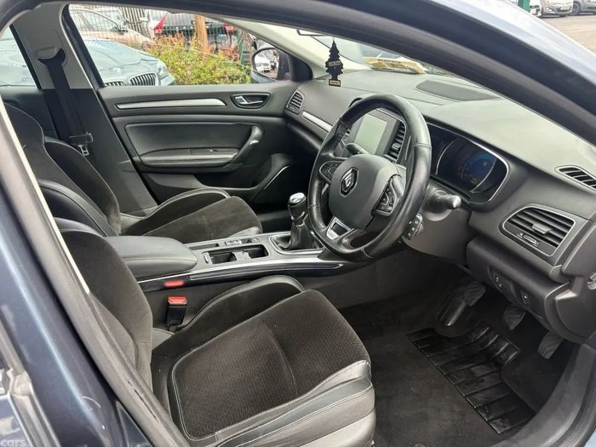 Renault Megane Saloon, Diesel, 2018, Grey