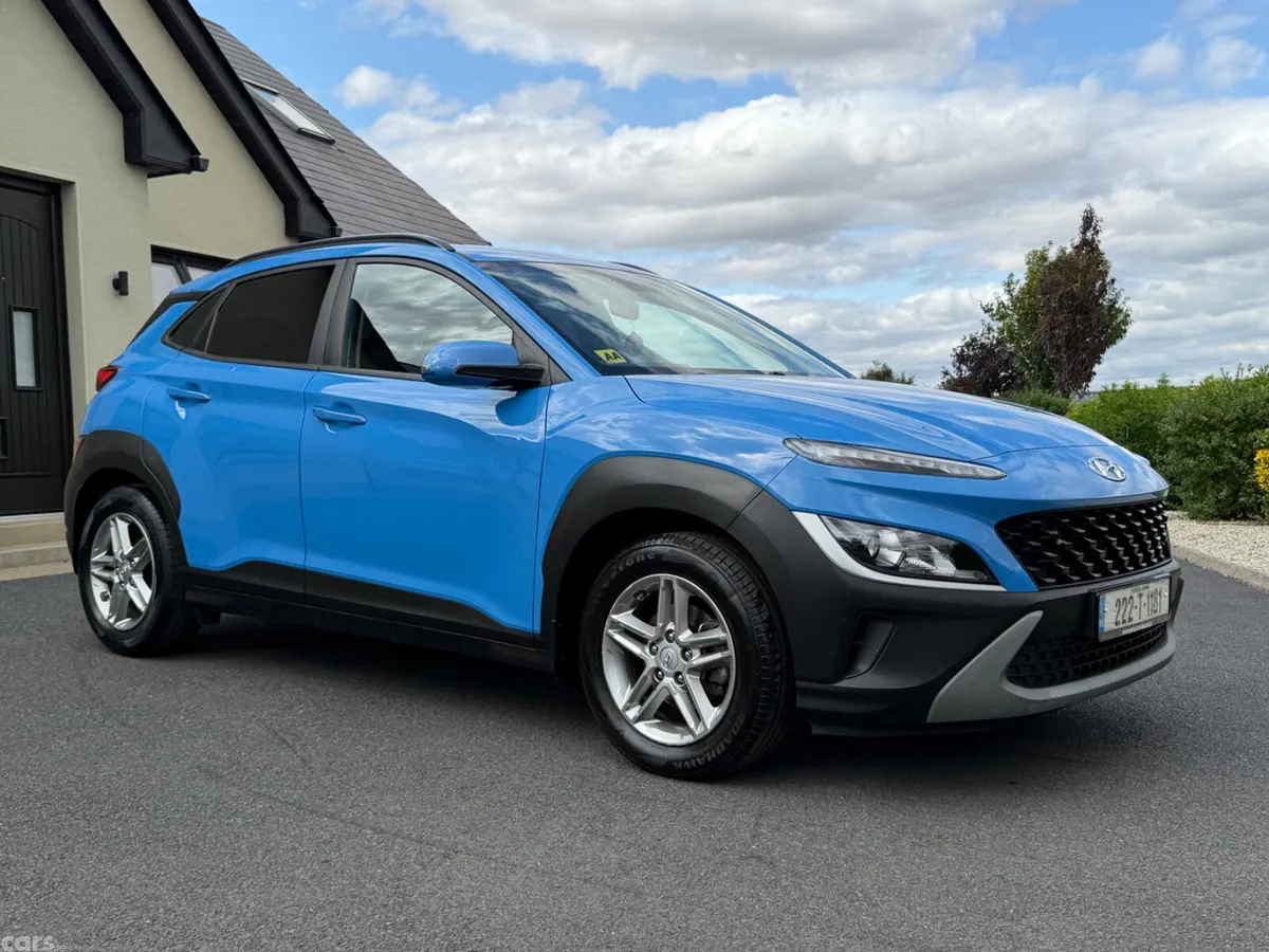 Hyundai KONA MPV, Petrol, 2022, Blue
