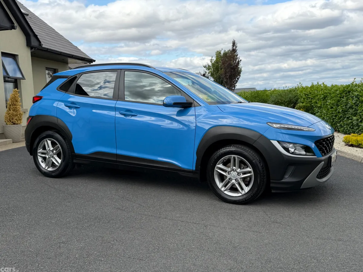 Hyundai KONA MPV, Petrol, 2022, Blue