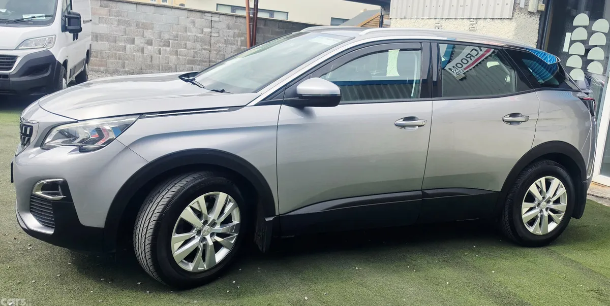 Peugeot 3008 MPV, Diesel, 2018, Grey