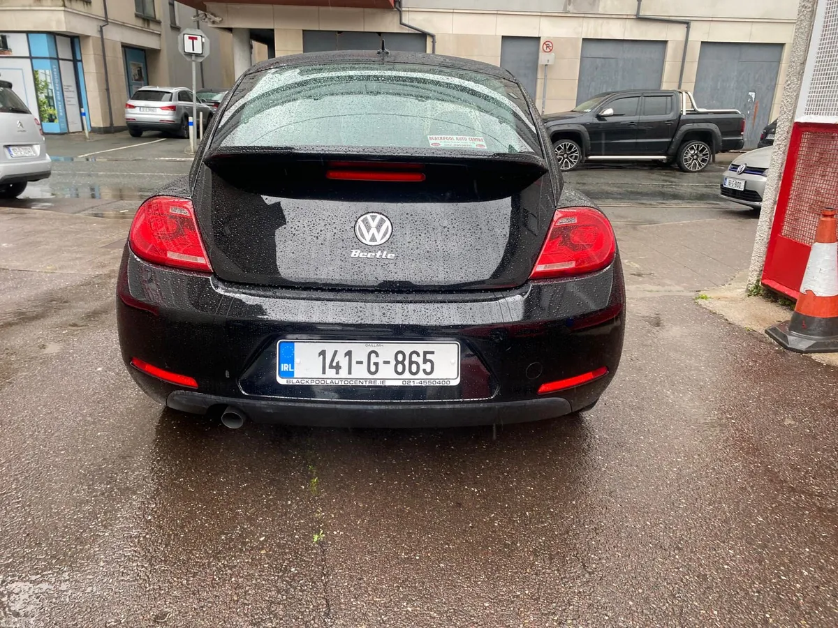 Volkswagen Beetle Hatchback, Diesel, 2014, Black