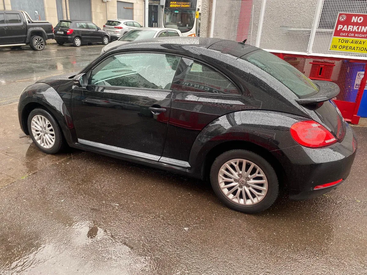 Volkswagen Beetle Hatchback, Diesel, 2014, Black