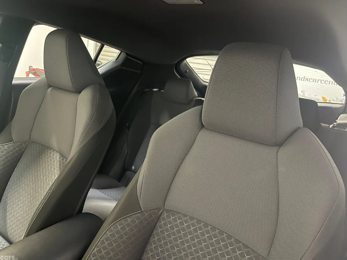 Toyota C-HR SUV, Petrol Hybrid, 2019, Black
