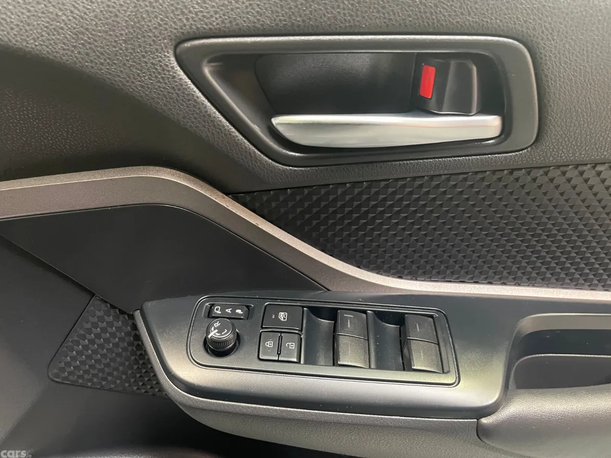 Toyota C-HR SUV, Petrol Hybrid, 2019, Black