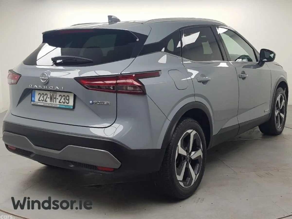 Nissan Qashqai MPV, Petrol Hybrid, 2023, Grey