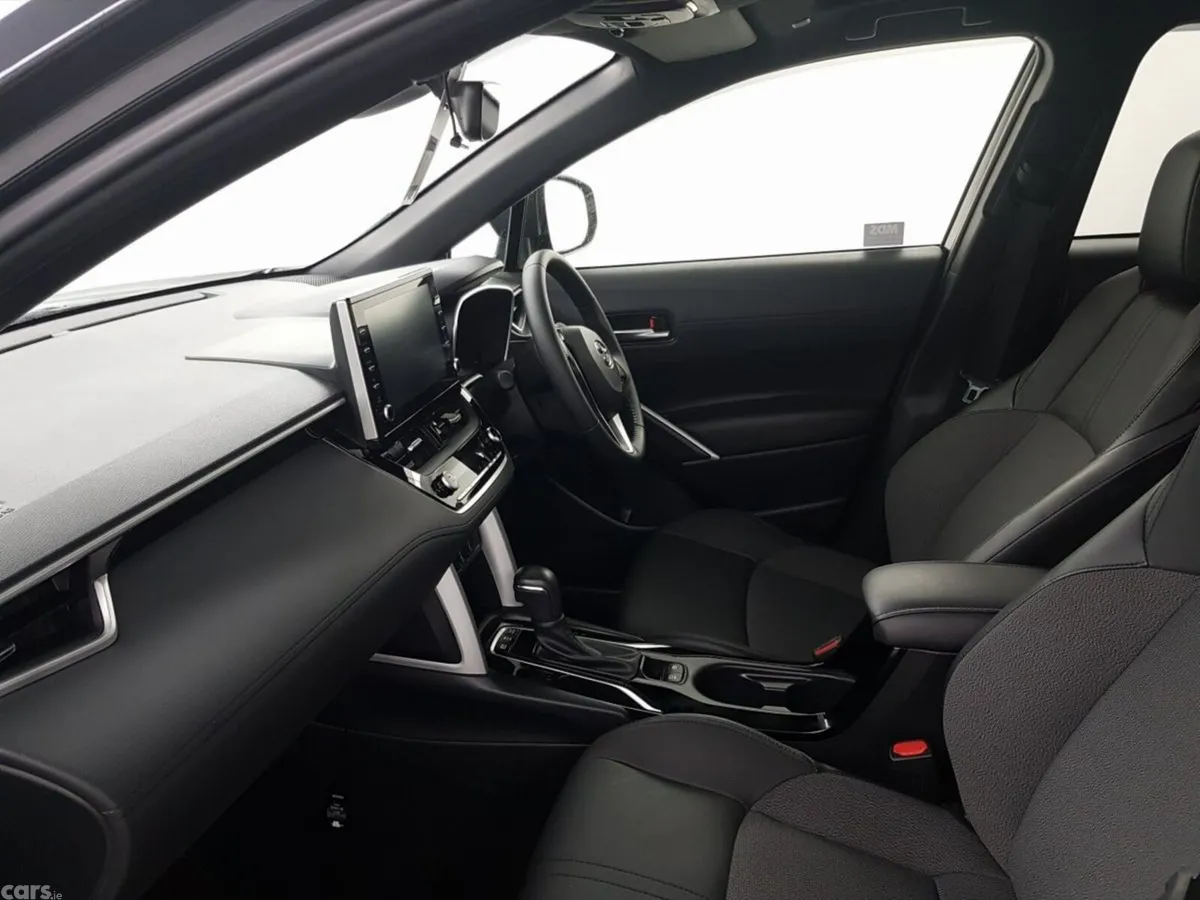 Toyota Corolla Cross SUV, Petrol, 2023, Black