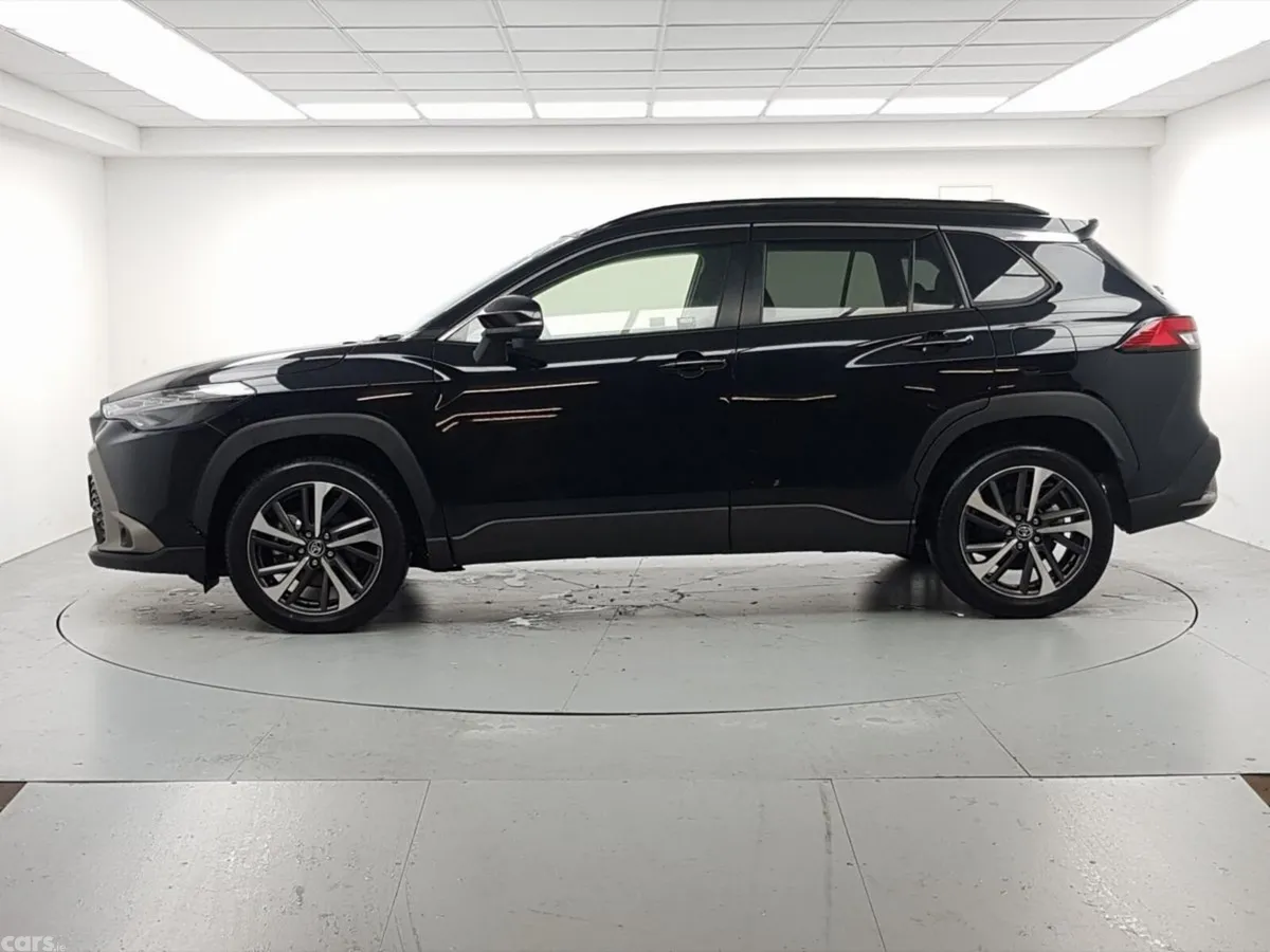 Toyota Corolla Cross SUV, Petrol, 2023, Black