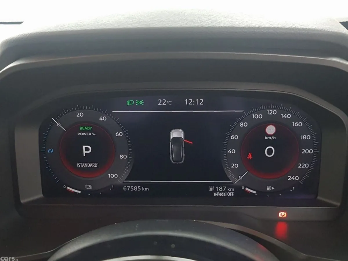 Nissan Qashqai MPV, Petrol Hybrid, 2023, Grey