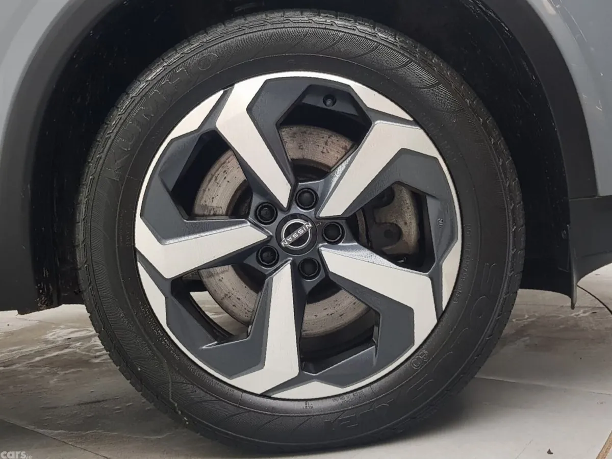 Nissan Qashqai MPV, Petrol Hybrid, 2023, Grey