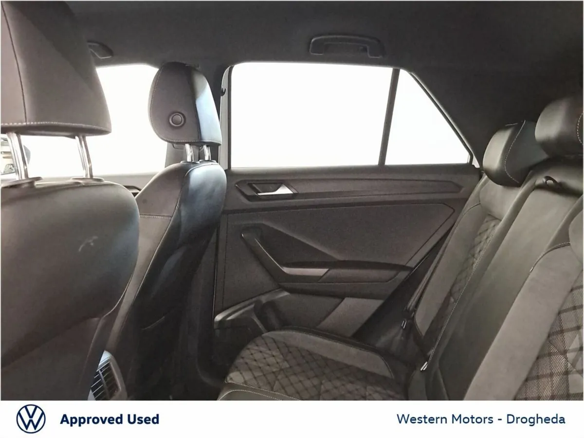 Volkswagen T-Roc SUV, Petrol, 2024, White