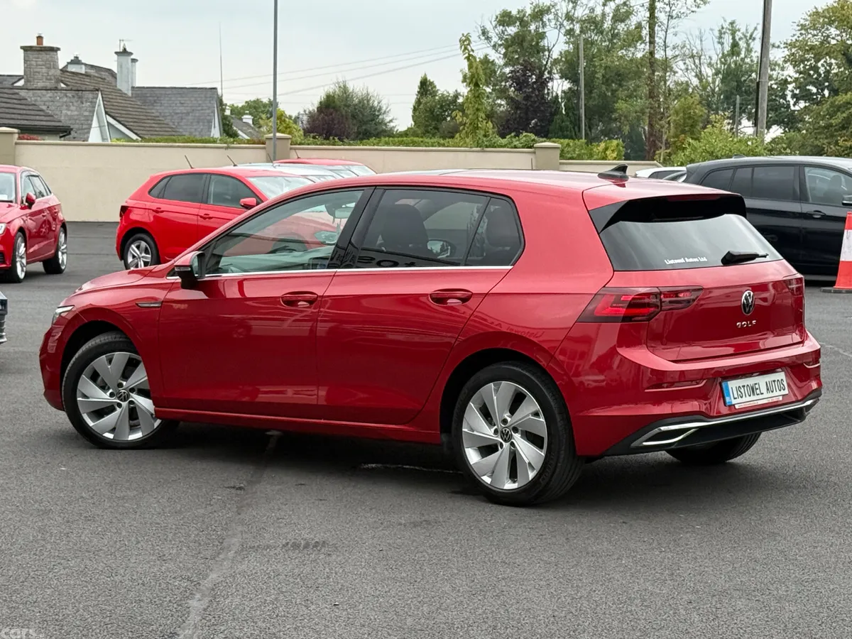 Volkswagen Golf Hatchback, Diesel, 2022, Red