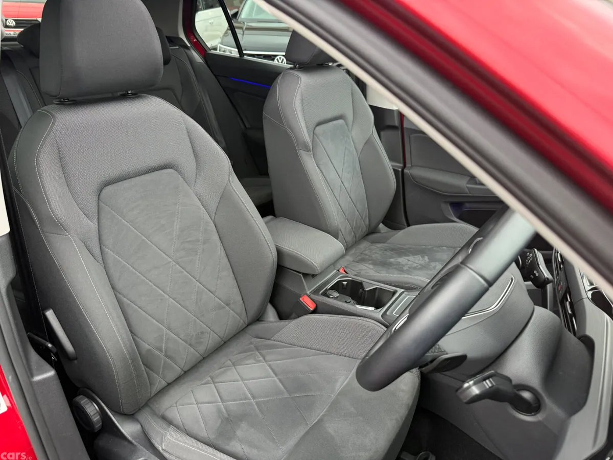 Volkswagen Golf Hatchback, Diesel, 2022, Red