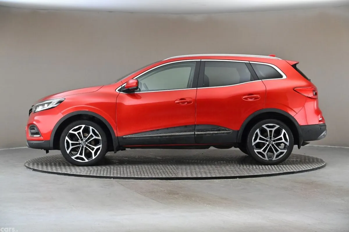 Renault Kadjar SUV, Petrol, 2019, Red