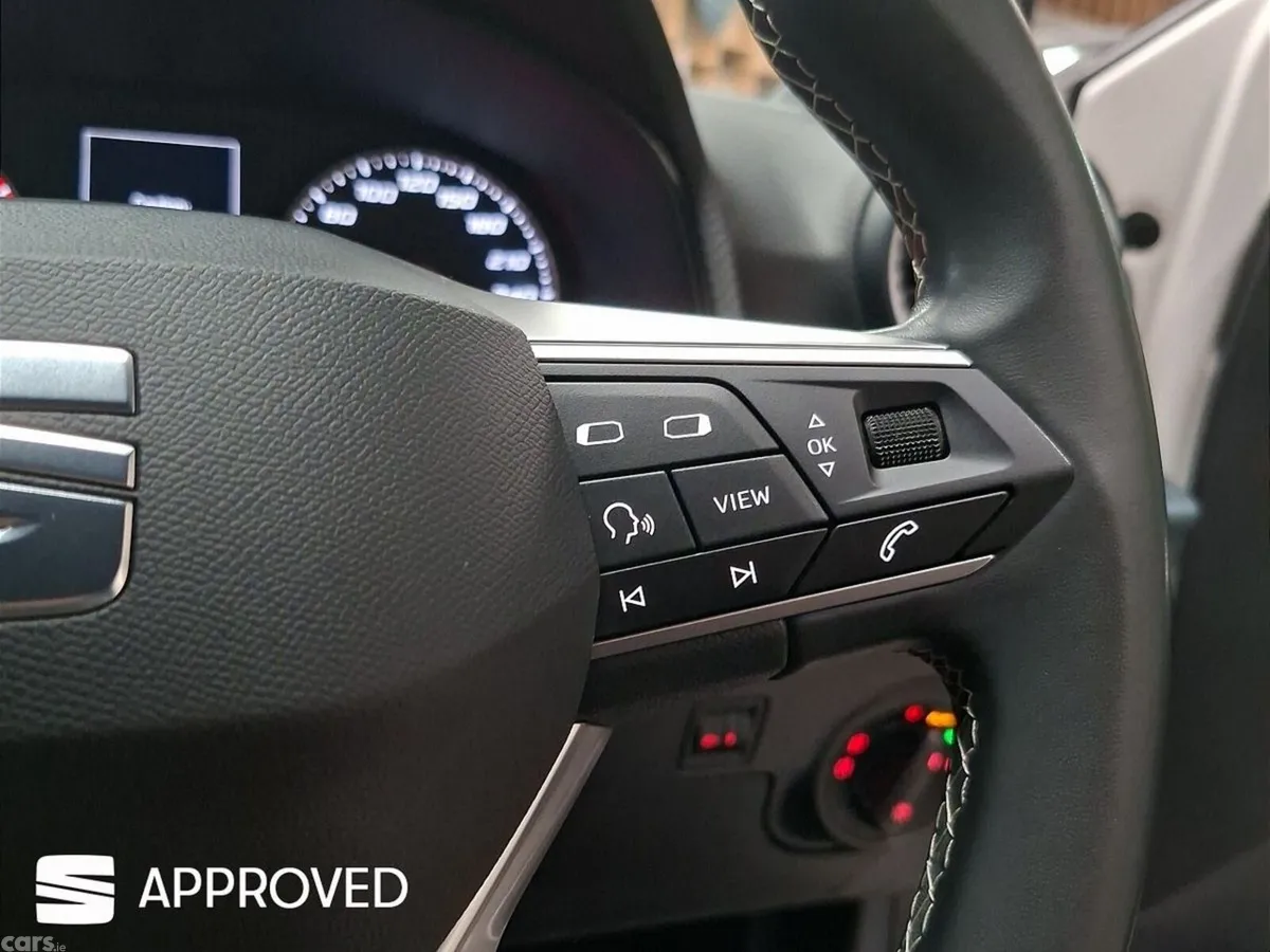 SEAT Arona SUV, Petrol, 2023, White