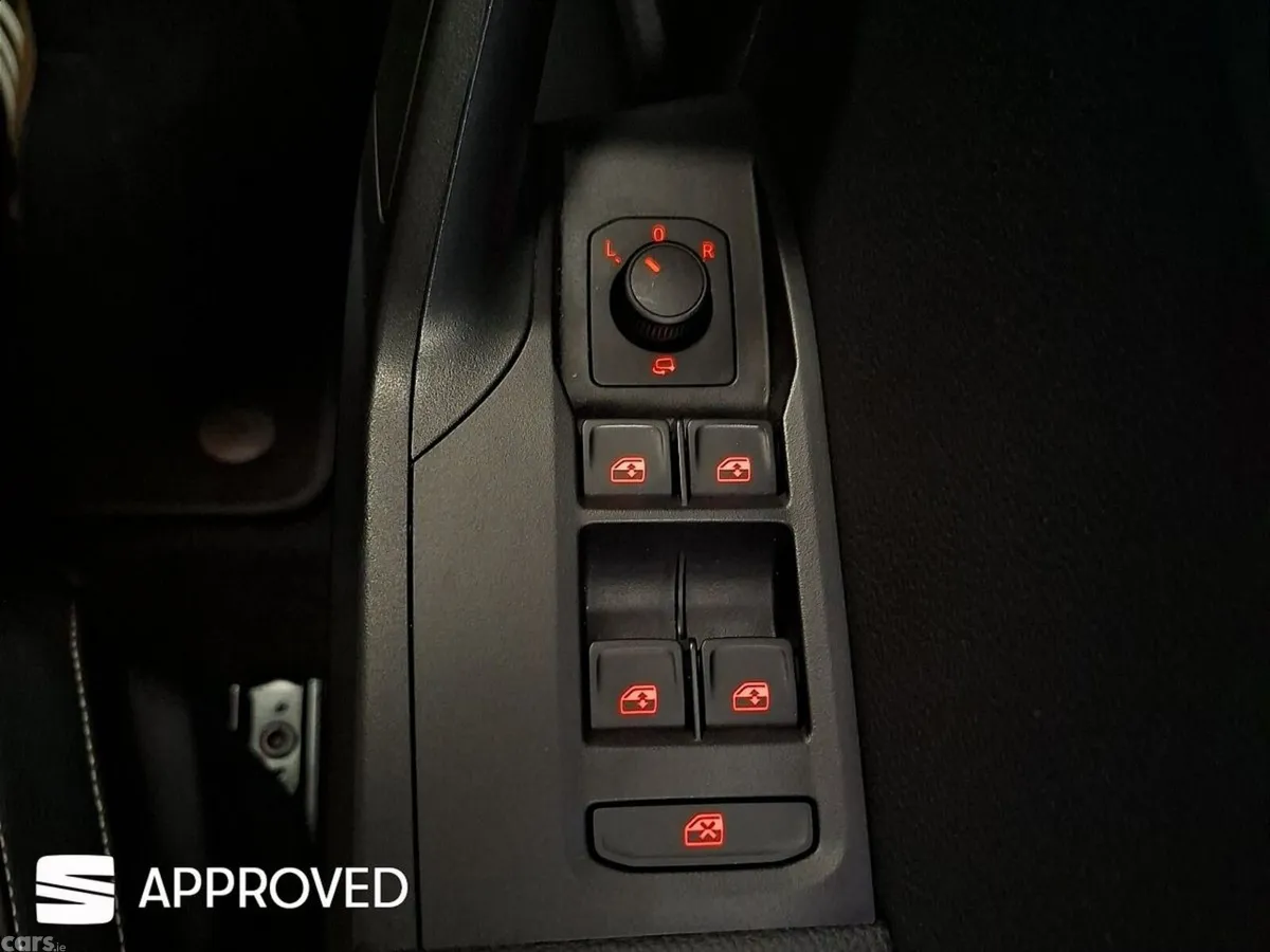 SEAT Arona SUV, Petrol, 2023, White