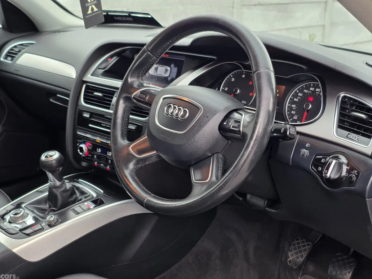 Audi A4 Saloon, Diesel, 2015, Silver